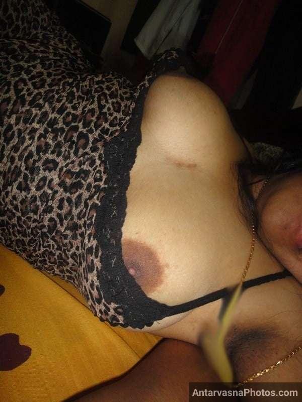 https://pub-5fcdf72a54cd4edbb03ec3edaa415a42.r2.dev/nakedleaks/100_images_of_busty_aunties_filled_with_milk/23.jpg