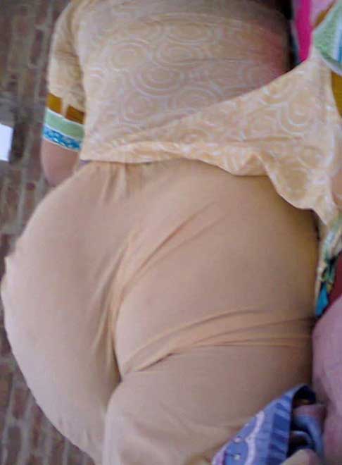 https://pub-5fcdf72a54cd4edbb03ec3edaa415a42.r2.dev/nakedleaks/100_voluptuous_booty_pictures/67.jpg