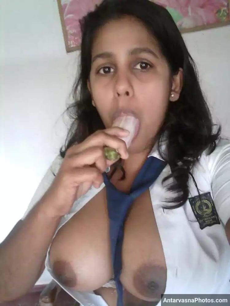https://pub-5fcdf72a54cd4edbb03ec3edaa415a42.r2.dev/nakedleaks/17_spicy_photos_showcasing_the_allure_of_a_young_mallu_wife!/5.jpg