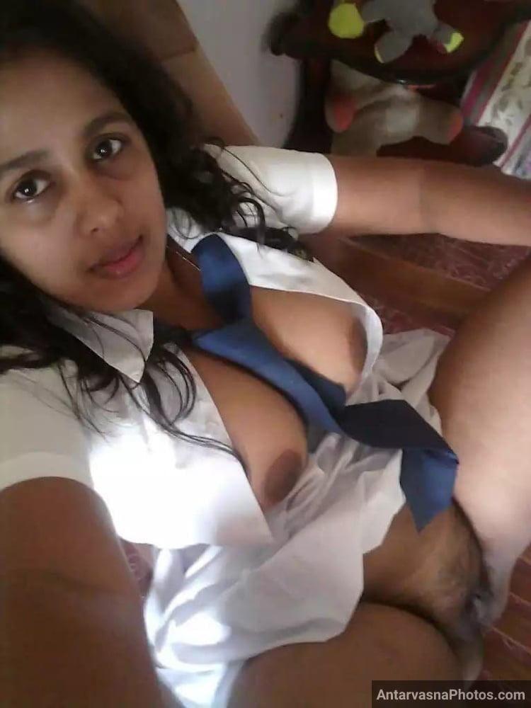 https://pub-5fcdf72a54cd4edbb03ec3edaa415a42.r2.dev/nakedleaks/17_spicy_photos_showcasing_the_allure_of_a_young_mallu_wife!/6.jpg