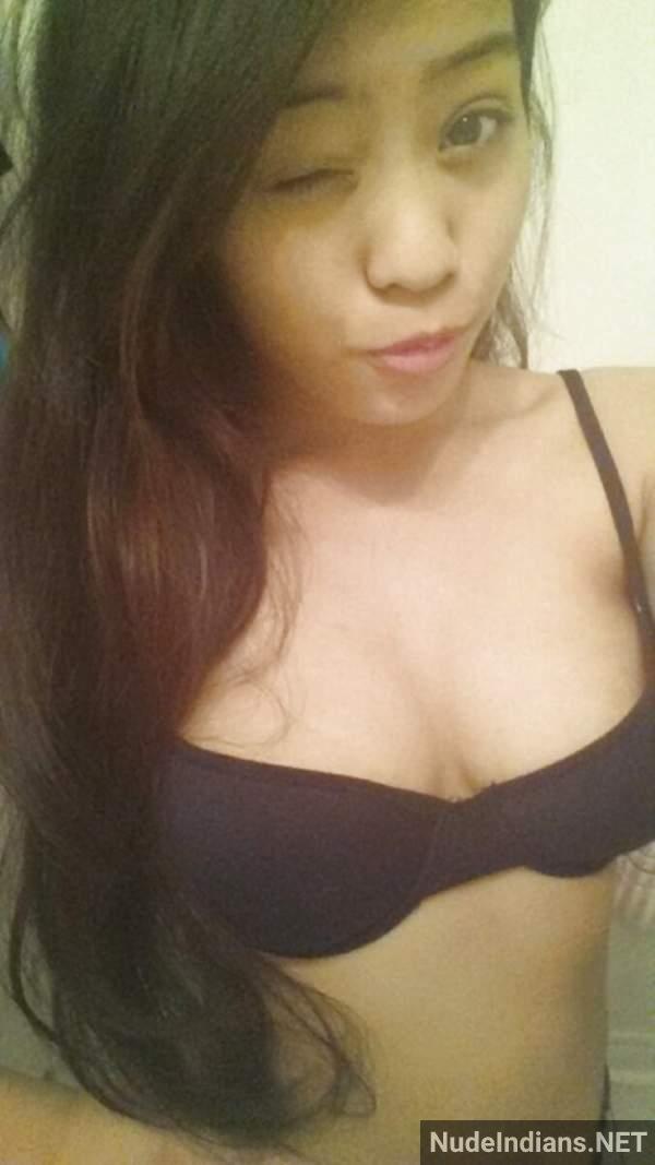 https://pub-5fcdf72a54cd4edbb03ec3edaa415a42.r2.dev/nakedleaks/18+_revelations:_manipuri_girl's_private_photos_exposed/36.jpg