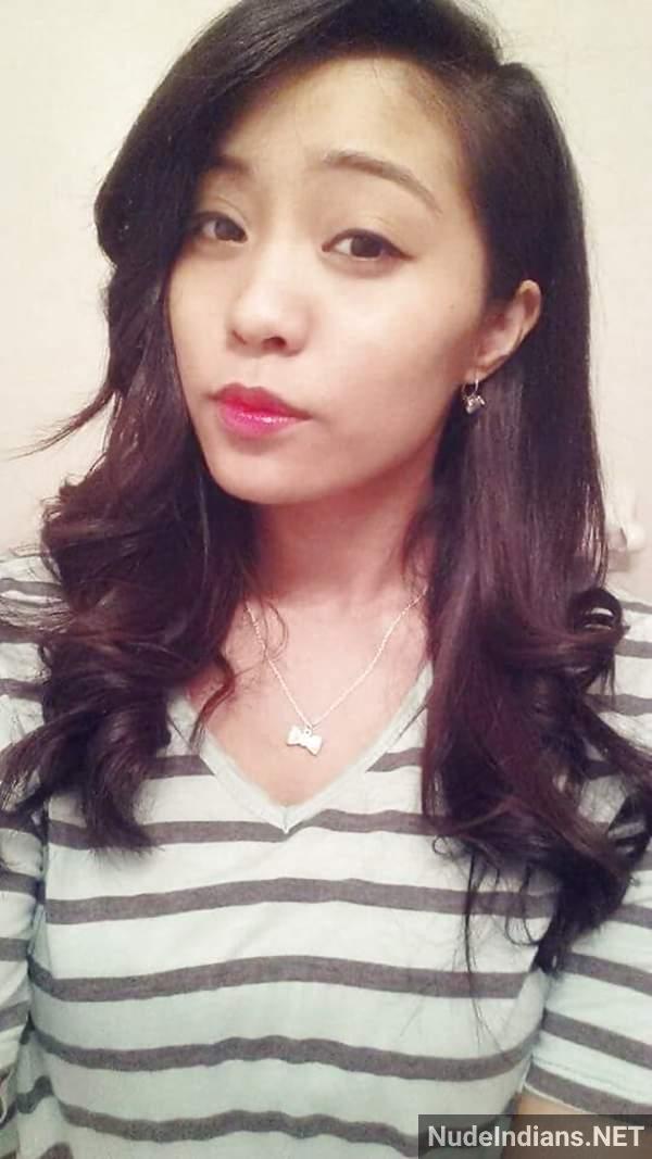 https://pub-5fcdf72a54cd4edbb03ec3edaa415a42.r2.dev/nakedleaks/18+_revelations:_manipuri_girl's_private_photos_exposed/55.jpg