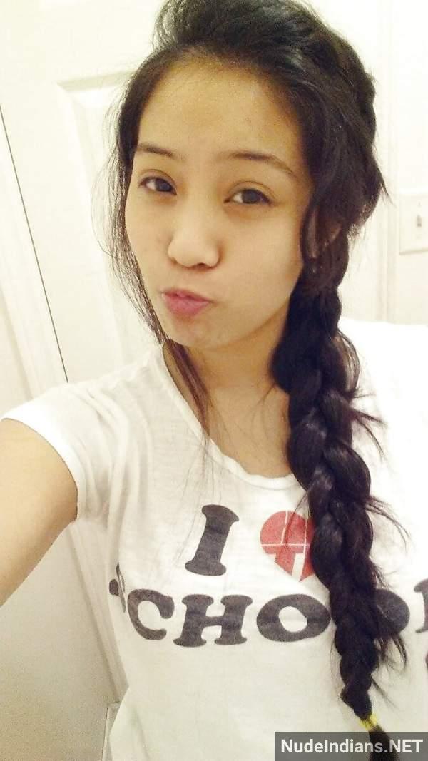 https://pub-5fcdf72a54cd4edbb03ec3edaa415a42.r2.dev/nakedleaks/18+_revelations:_manipuri_girl's_private_photos_exposed/57.jpg