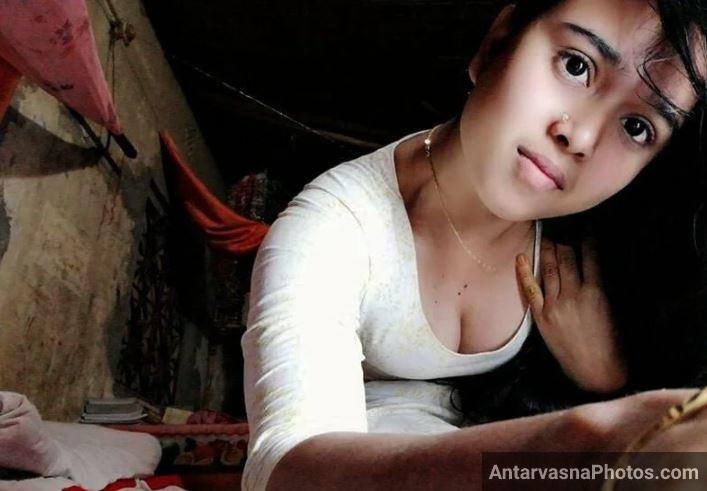 https://pub-5fcdf72a54cd4edbb03ec3edaa415a42.r2.dev/nakedleaks/19-year-old_bengali_girl's_explicit_selfie_photos/0.jpg