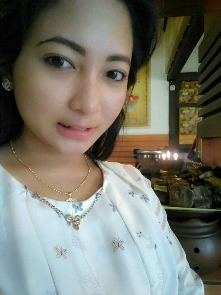 https://pub-5fcdf72a54cd4edbb03ec3edaa415a42.r2.dev/nakedleaks/199_enticing_amateur_indian_girl_nude_images/1.jpg