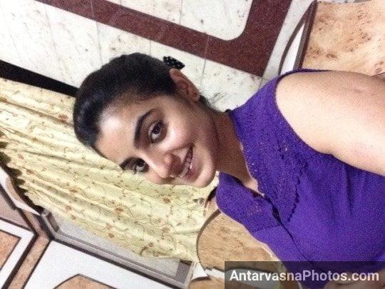https://pub-5fcdf72a54cd4edbb03ec3edaa415a42.r2.dev/nakedleaks/199_enticing_amateur_indian_girl_nude_images/43.jpg