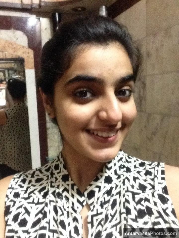 https://pub-5fcdf72a54cd4edbb03ec3edaa415a42.r2.dev/nakedleaks/199_enticing_amateur_indian_girl_nude_images/51.jpg