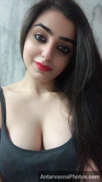 https://pub-5fcdf72a54cd4edbb03ec3edaa415a42.r2.dev/nakedleaks/199_enticing_amateur_indian_girl_nude_images/52.jpg