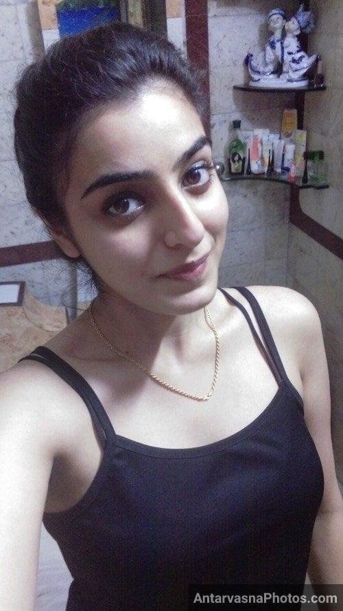 https://pub-5fcdf72a54cd4edbb03ec3edaa415a42.r2.dev/nakedleaks/199_enticing_amateur_indian_girl_nude_images/72.jpg