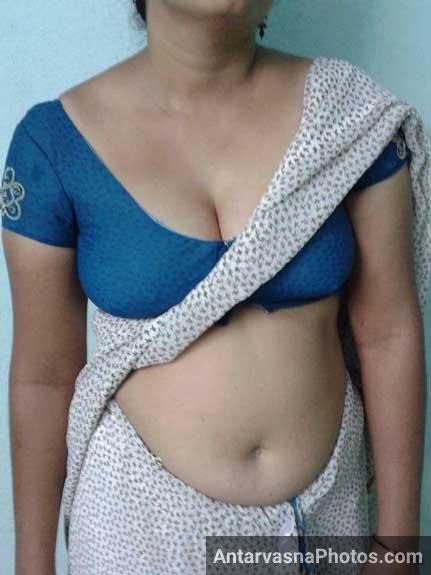 https://pub-5fcdf72a54cd4edbb03ec3edaa415a42.r2.dev/nakedleaks/19_seductive_images_of_telugu_married_women/1.jpg