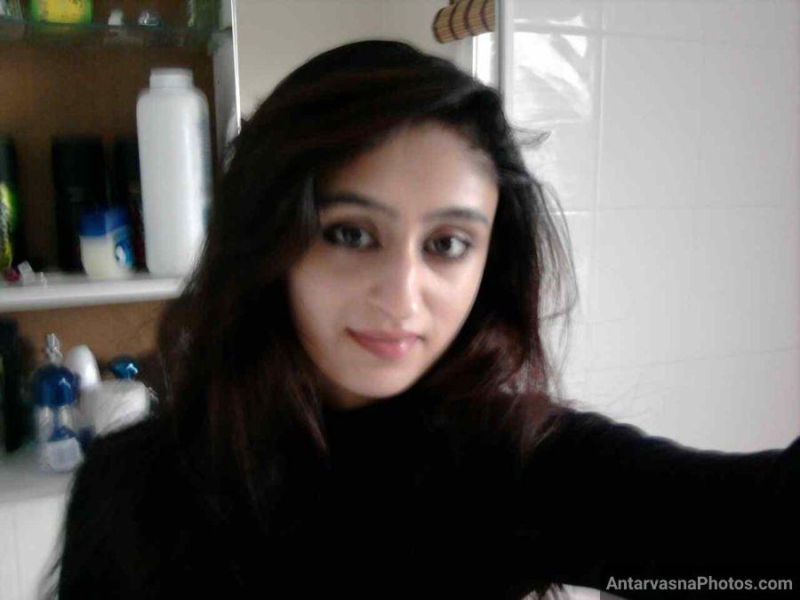 https://pub-5fcdf72a54cd4edbb03ec3edaa415a42.r2.dev/nakedleaks/27_sensual_images_of_a_pakistani_hijab_girl/13.jpg