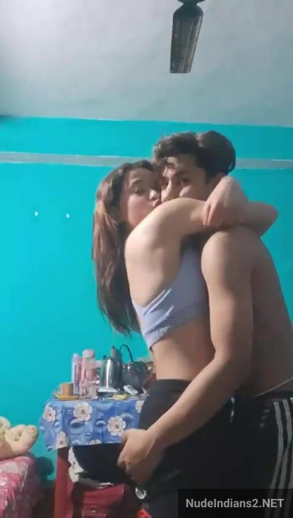 https://pub-5fcdf72a54cd4edbb03ec3edaa415a42.r2.dev/nakedleaks/2_hostel_girls_avni_&_priya_playfully_teasing_one_boy/16.jpg