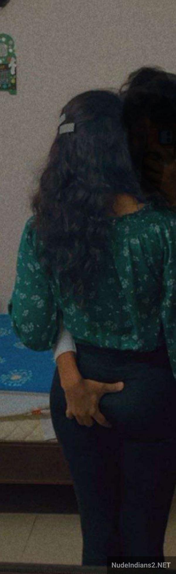 https://pub-5fcdf72a54cd4edbb03ec3edaa415a42.r2.dev/nakedleaks/2_hostel_girls_avni_&_priya_playfully_teasing_one_boy/5.jpg