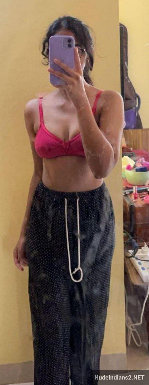 https://pub-5fcdf72a54cd4edbb03ec3edaa415a42.r2.dev/nakedleaks/2_hostel_girls_avni_&_priya_playfully_teasing_one_boy/9.jpg