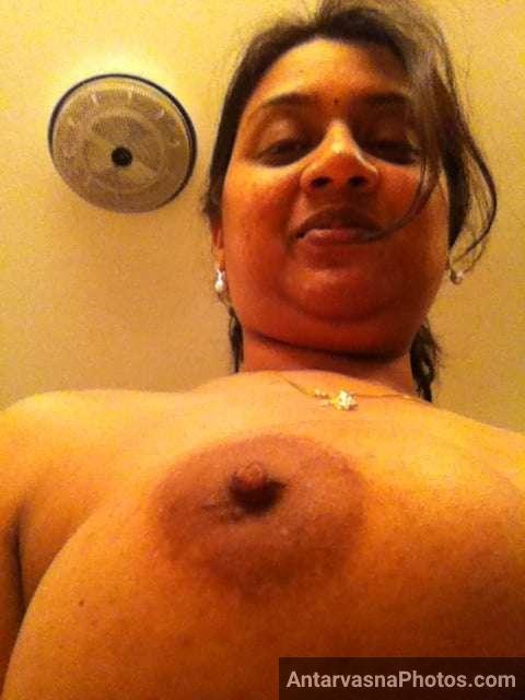 https://pub-5fcdf72a54cd4edbb03ec3edaa415a42.r2.dev/nakedleaks/40_sensual_selfies:_andhra_bhabhi's_provocative_assets_revealed/9.jpg