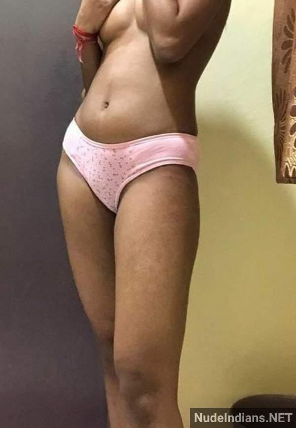https://pub-5fcdf72a54cd4edbb03ec3edaa415a42.r2.dev/nakedleaks/50_revealing_images_of_indian_wives_and_mature_women_went_viral/1.jpg