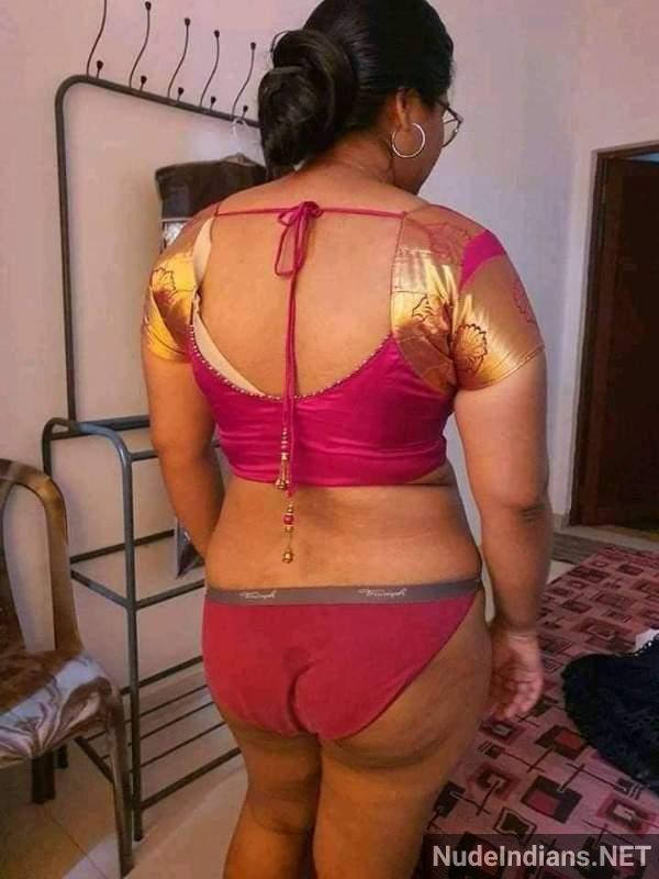 https://pub-5fcdf72a54cd4edbb03ec3edaa415a42.r2.dev/nakedleaks/50_revealing_images_of_indian_wives_and_mature_women_went_viral/30.jpg