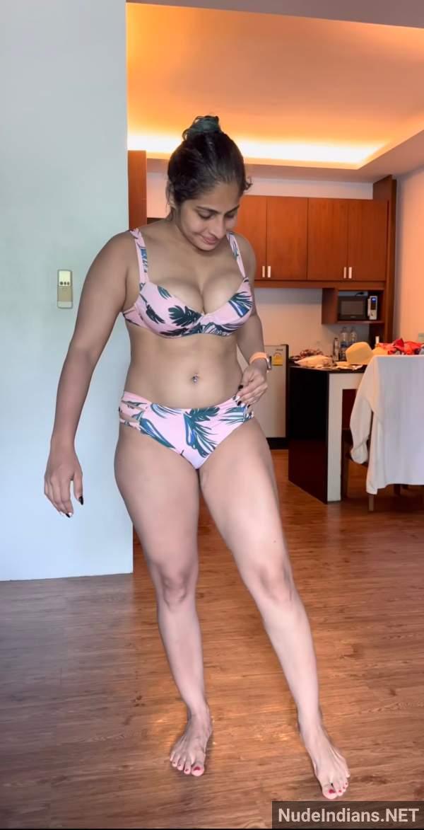 https://pub-5fcdf72a54cd4edbb03ec3edaa415a42.r2.dev/nakedleaks/50_revealing_images_of_indian_wives_and_mature_women_went_viral/42.jpg