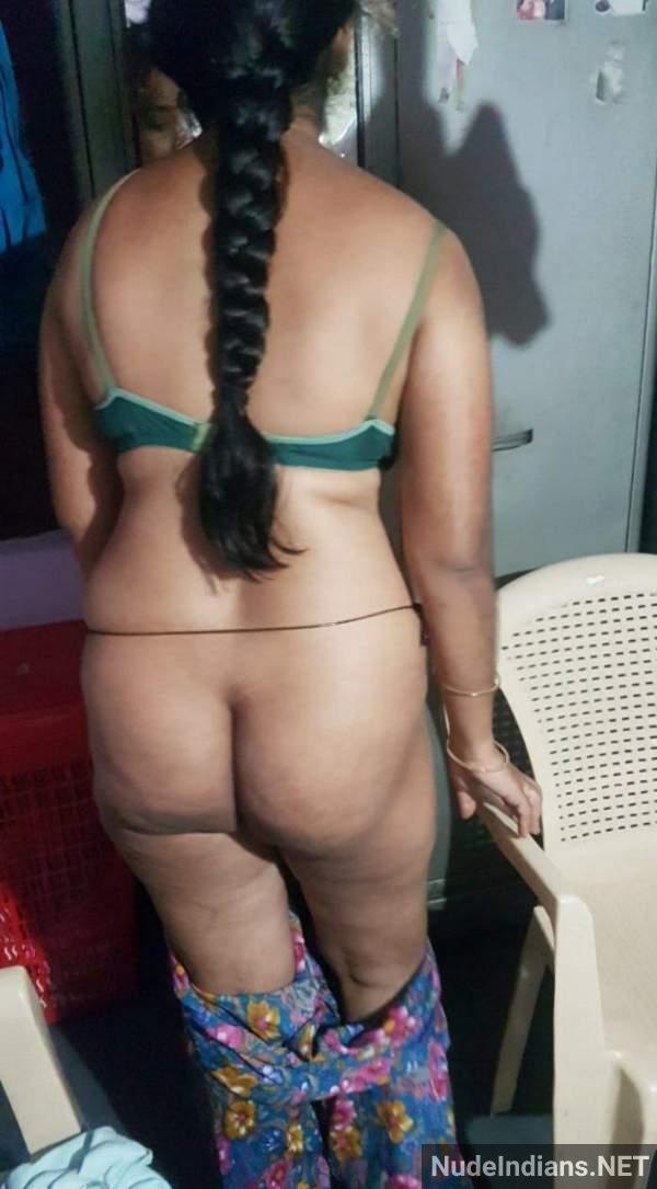 https://pub-5fcdf72a54cd4edbb03ec3edaa415a42.r2.dev/nakedleaks/52_sensual_images_of_desi_wives'_intimate_moments/47.jpg