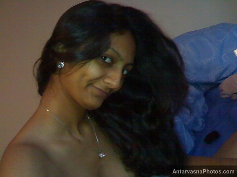 https://pub-5fcdf72a54cd4edbb03ec3edaa415a42.r2.dev/nakedleaks/55_explicit_photos_from_a_slim_indian_girl's_party/48.jpg