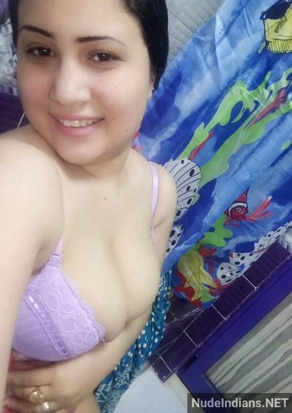https://pub-5fcdf72a54cd4edbb03ec3edaa415a42.r2.dev/nakedleaks/55_photos_of_mature_telugu_women_showing_their_naked_bodies/48.jpg
