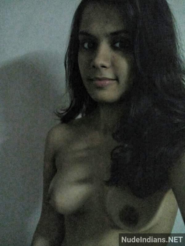 https://pub-5fcdf72a54cd4edbb03ec3edaa415a42.r2.dev/nakedleaks/57_desi_girls'_sensual_photos_displaying_alluring_breasts_and_genitals/47.jpg
