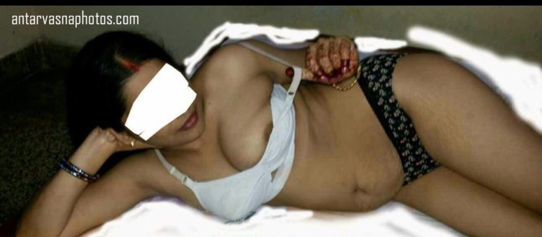 https://pub-5fcdf72a54cd4edbb03ec3edaa415a42.r2.dev/nakedleaks/9_alluring_pictures_of_indian_housewife_madhu/3.jpg