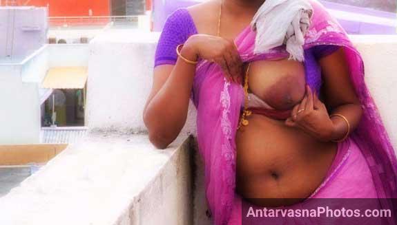 https://pub-5fcdf72a54cd4edbb03ec3edaa415a42.r2.dev/nakedleaks/a_sensual_encounter_with_the_aanganwadi_lady/1.jpg