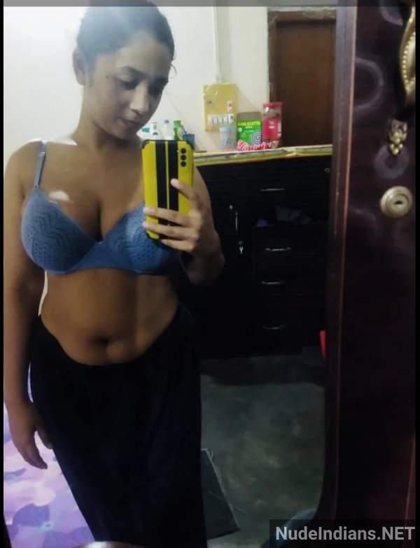 https://pub-5fcdf72a54cd4edbb03ec3edaa415a42.r2.dev/nakedleaks/accidentally_exposed:_kerala_housewives'_intimate_selfies/19.jpg