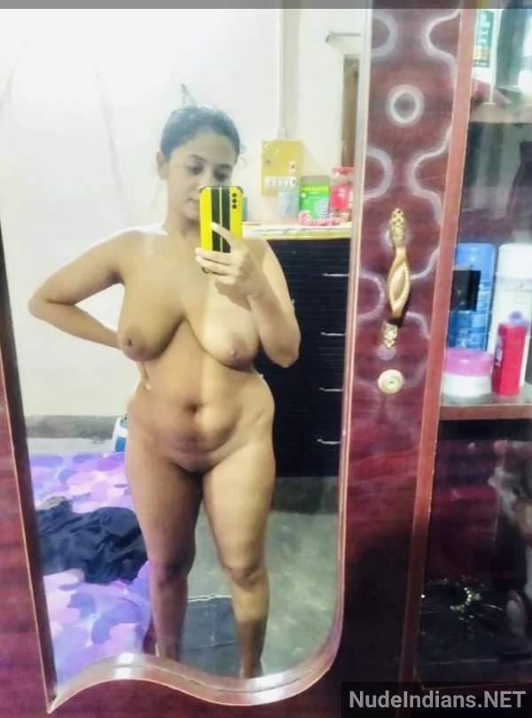 https://pub-5fcdf72a54cd4edbb03ec3edaa415a42.r2.dev/nakedleaks/accidentally_exposed:_kerala_housewives'_intimate_selfies/28.jpg