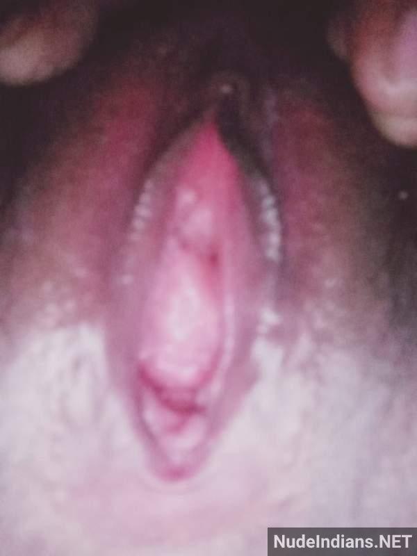 https://pub-5fcdf72a54cd4edbb03ec3edaa415a42.r2.dev/nakedleaks/accidentally_exposed:_kerala_housewives'_intimate_selfies/7.jpg