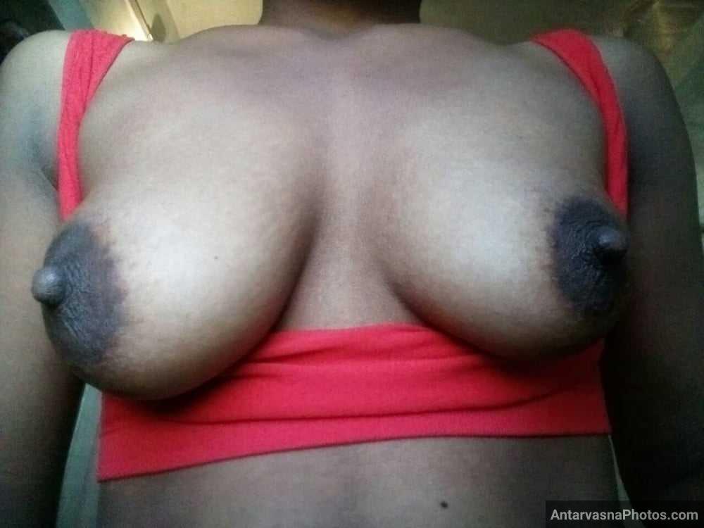 https://pub-5fcdf72a54cd4edbb03ec3edaa415a42.r2.dev/nakedleaks/adivasi_woman_flaunting_her_large_nippled_breasts/8.jpg