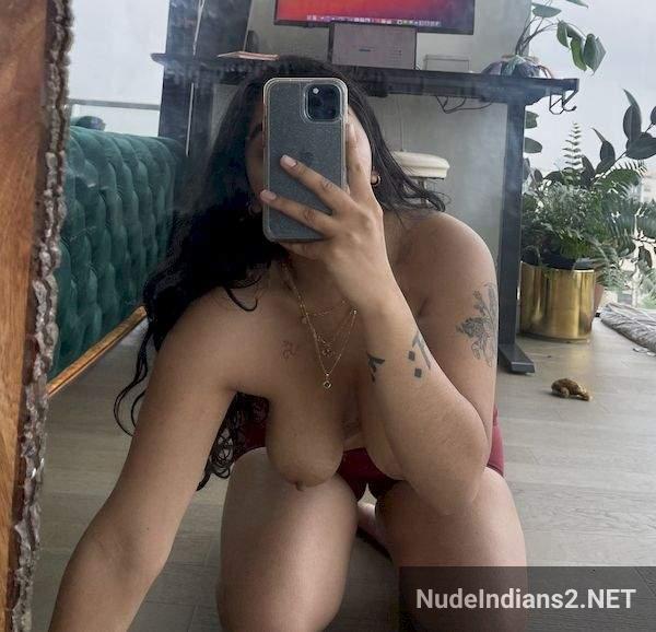 https://pub-5fcdf72a54cd4edbb03ec3edaa415a42.r2.dev/nakedleaks/admire_vishakha_mallya's_sensual_images_of_curvy_body/28.jpg