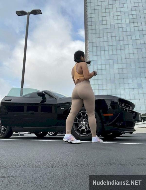 https://pub-5fcdf72a54cd4edbb03ec3edaa415a42.r2.dev/nakedleaks/admire_vishakha_mallya's_sensual_images_of_curvy_body/72.jpg