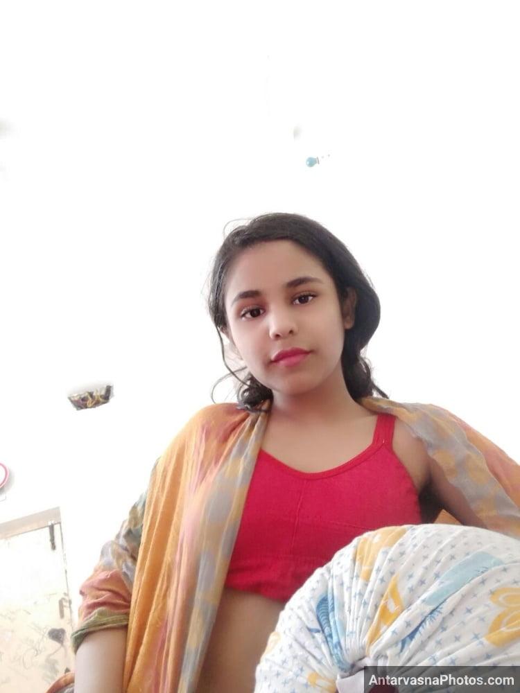 https://pub-5fcdf72a54cd4edbb03ec3edaa415a42.r2.dev/nakedleaks/adorable_bangladeshi_girl's_sensual_facebook_photos_(12_stunning_pictures)/9.jpg