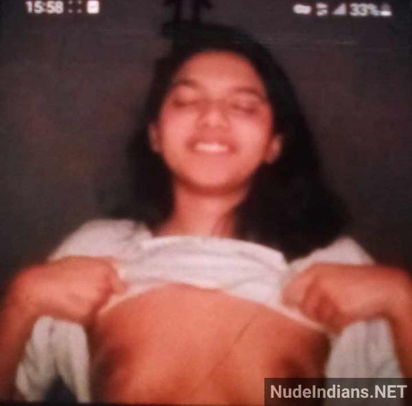 https://pub-5fcdf72a54cd4edbb03ec3edaa415a42.r2.dev/nakedleaks/adorable_delhi_teen_komal's_bare-chest_photos/11.jpg