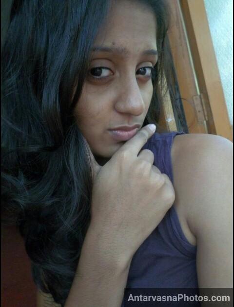 https://pub-5fcdf72a54cd4edbb03ec3edaa415a42.r2.dev/nakedleaks/adorable_desi_girl's_intimate_selfies_(39_sensual_indian_images)/7.jpg
