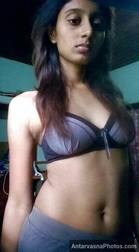 https://pub-5fcdf72a54cd4edbb03ec3edaa415a42.r2.dev/nakedleaks/adorable_desi_girl's_intimate_selfies_(39_sensual_indian_images)/9.jpg