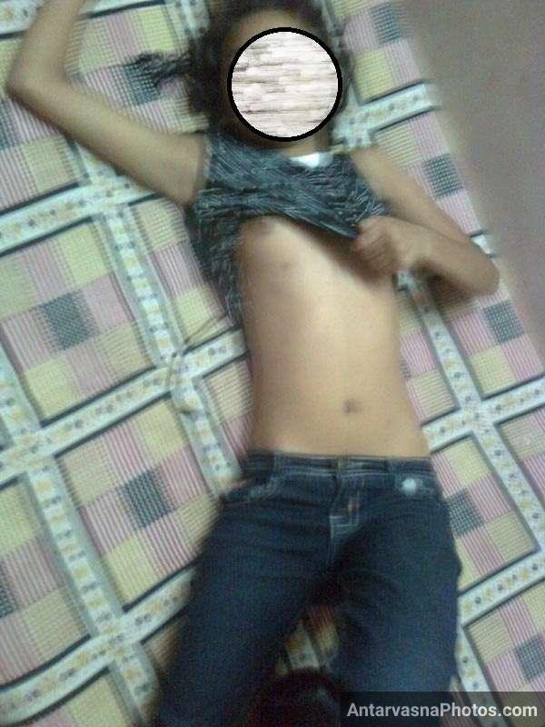 https://pub-5fcdf72a54cd4edbb03ec3edaa415a42.r2.dev/nakedleaks/adorable_desi_teenage_girl_and_her_younger_sister's_alluring_pictures/6.jpg