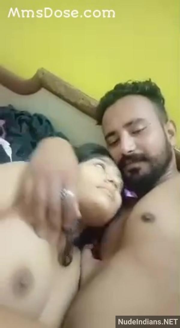 https://pub-5fcdf72a54cd4edbb03ec3edaa415a42.r2.dev/nakedleaks/adult_muslim_girl_ayesha_engaging_in_intimate_act_with_relative_on_bed/12.jpg