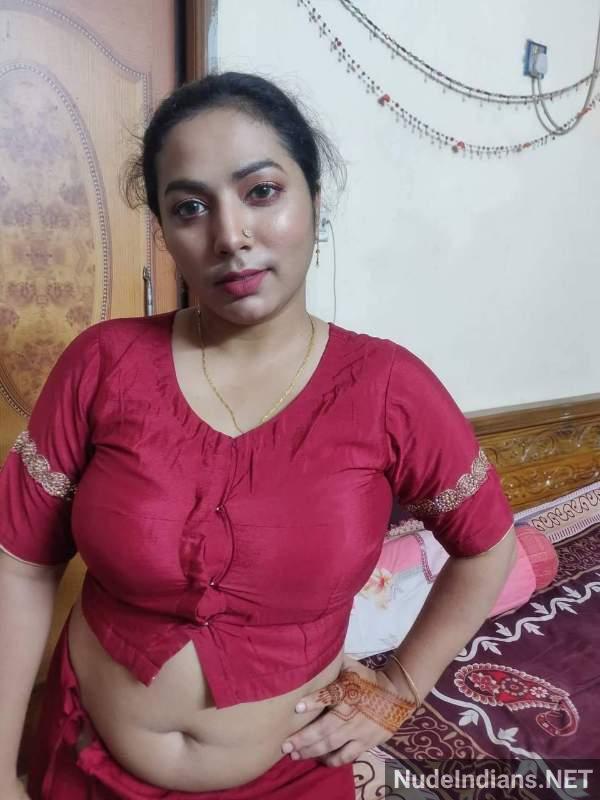 https://pub-5fcdf72a54cd4edbb03ec3edaa415a42.r2.dev/nakedleaks/ajmer_woman_is_alluring_wife_with_dual_spouses/46.jpg