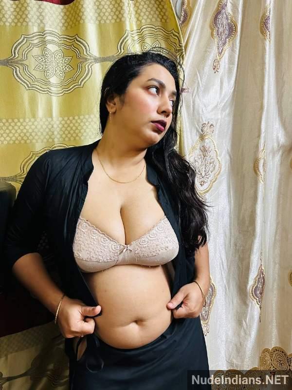 https://pub-5fcdf72a54cd4edbb03ec3edaa415a42.r2.dev/nakedleaks/ajmer_woman_is_alluring_wife_with_dual_spouses/87.jpg
