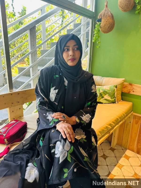 https://pub-5fcdf72a54cd4edbb03ec3edaa415a42.r2.dev/nakedleaks/ajmer_woman_is_alluring_wife_with_dual_spouses/91.jpg