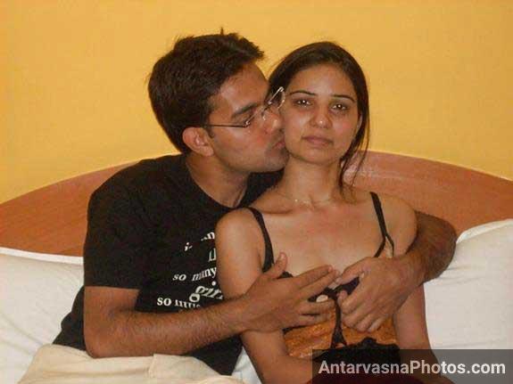 https://pub-5fcdf72a54cd4edbb03ec3edaa415a42.r2.dev/nakedleaks/amateur_desi_sex_images/4.jpg
