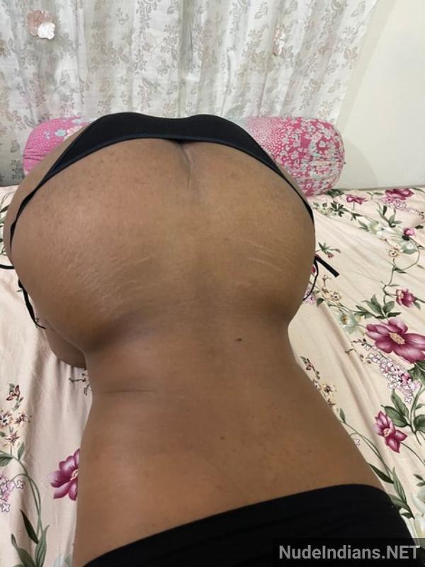 https://pub-5fcdf72a54cd4edbb03ec3edaa415a42.r2.dev/nakedleaks/andhra_beauty_flaunts_her_figure_in_lingerie_and_indulges_in_intimacy/22.jpg