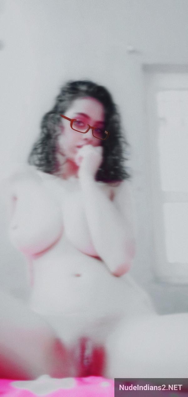 https://pub-5fcdf72a54cd4edbb03ec3edaa415a42.r2.dev/nakedleaks/assortment_of_desi_girlfriends_eager_to_stray_for_intimacy/8.jpg