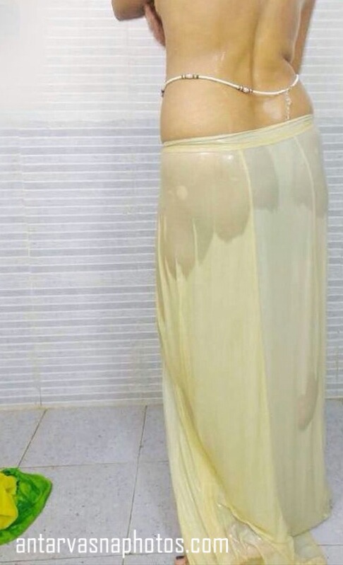 https://pub-5fcdf72a54cd4edbb03ec3edaa415a42.r2.dev/nakedleaks/attractive_bhabhi,_kiran:_sizzling_photo_collection/5.jpg
