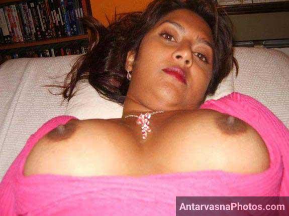 https://pub-5fcdf72a54cd4edbb03ec3edaa415a42.r2.dev/nakedleaks/attractive_images_of_indian_wife/4.jpg