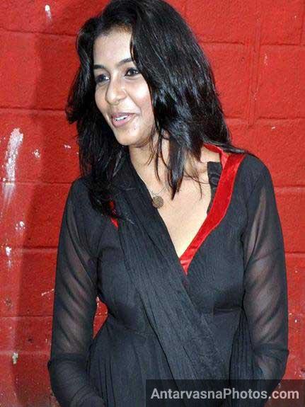 https://pub-5fcdf72a54cd4edbb03ec3edaa415a42.r2.dev/nakedleaks/attractive_indian_girl's_big_bosom_pictures/1.jpg