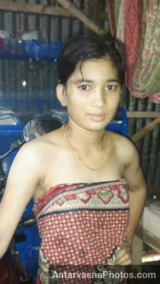 https://pub-5fcdf72a54cd4edbb03ec3edaa415a42.r2.dev/nakedleaks/attractive_indian_junior_engineer's_hot_pictures/0.jpg
